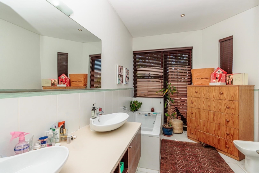 8 Bedroom Property for Sale in Sunset Beach Western Cape